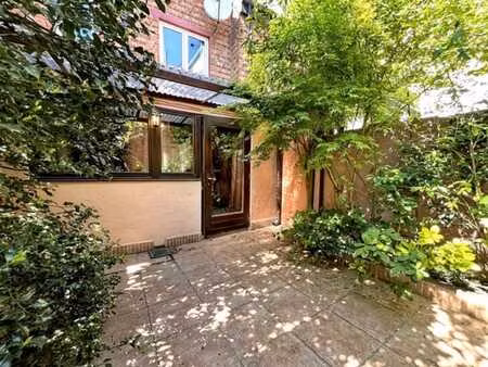 etterbeek/saint antoine - jolie maison 3ch avec cour