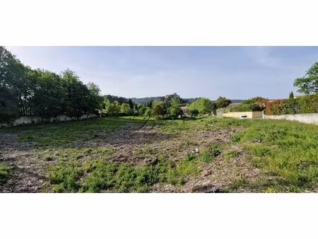 vente terrain de 900 m² viabilisé  à ansouis 84240.