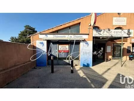 location bureaux et commerces à robion (84440) : à louer / 60m² robion