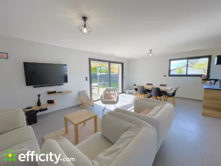 maison 6 pièces - 97 m²