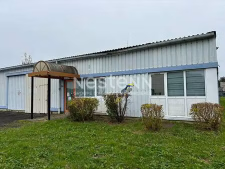 vente bureaux et commerces à la flèche (72200) : à vendre / 446m² la flèche
