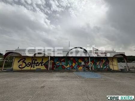 vente commerce ruy 1 444 m²