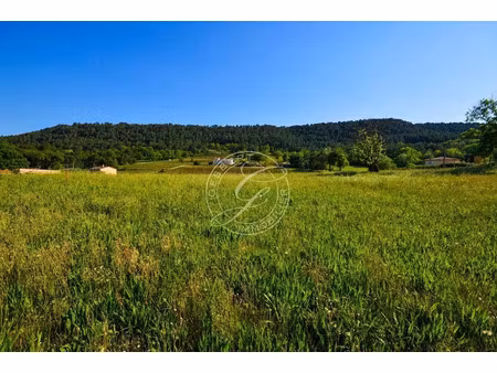 vente terrain à batir 1067 m² à salernes (83690)  145 000 €