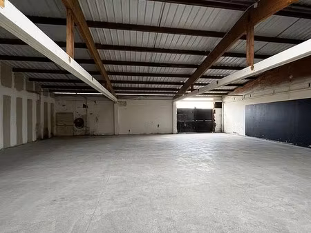 location local d'activités mauleon 380 m²