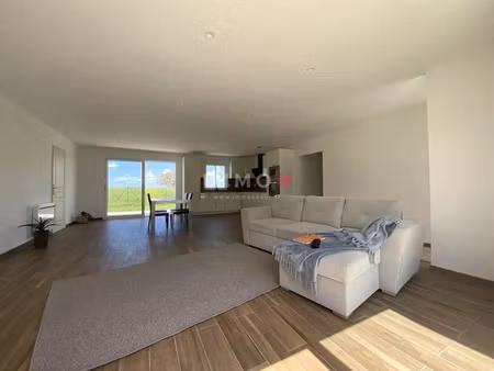 vente maison 5 pièces 132.99 m² à gimeux (16130)  284 210 €