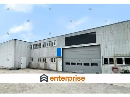 location local commercial