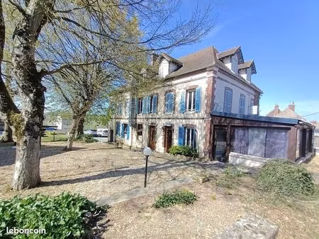 immeuble 335 m² villevallier