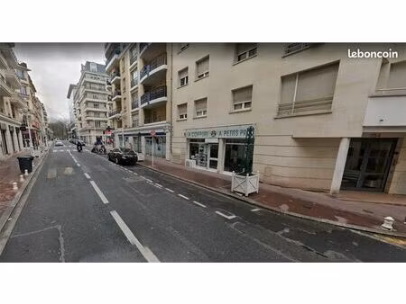 entrepôt 635 m² montrouge