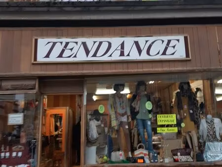 loue local commercial