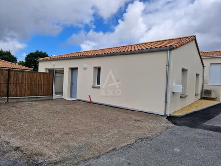 location maison la bruffiere  70m² 3 pièces 848€ avec garage