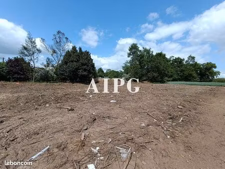 terrain 800 m² plouguernevel