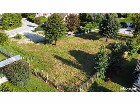 vente de deux terrains à entre deux guiers