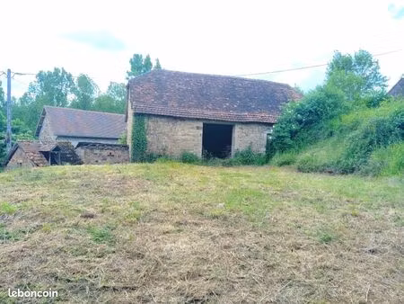 grange 1 pièce 65 m²