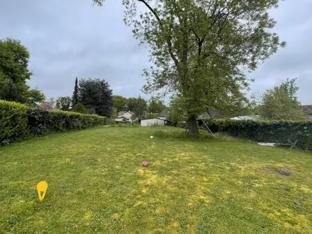 terrain 650 m² amilly