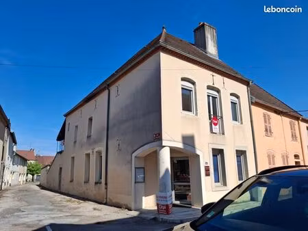 maison de ville 6 pièces 180 m²