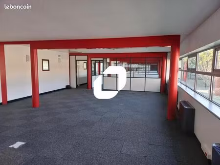 bureau 632 m²