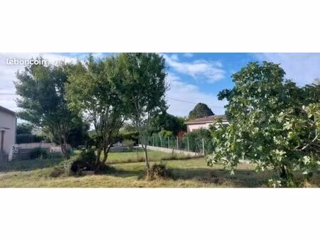 terrain 479 m2 port des barques