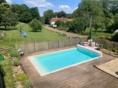 maison 7 pièces 179 m²