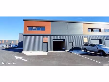 local d'activité 200 m²