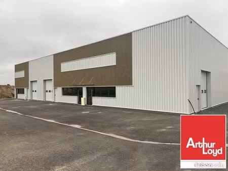 local d'activité 200 m²