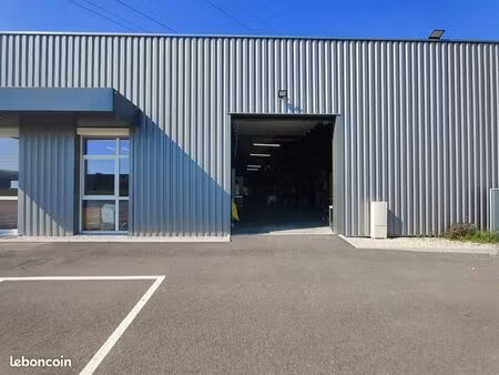 local d'activité 470 m²