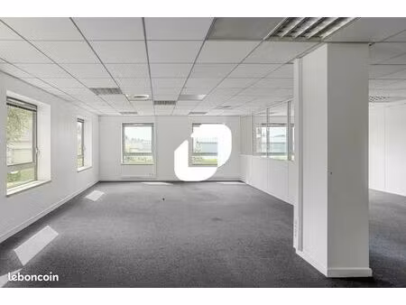 bureaux 160 m²