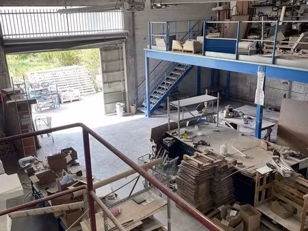 local 450 m² camblanes-et-meynac