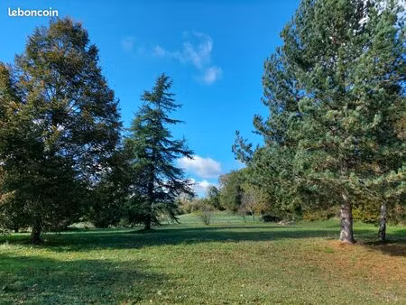 terrain constructible 1 600 m2 montreuil sur epte 95770