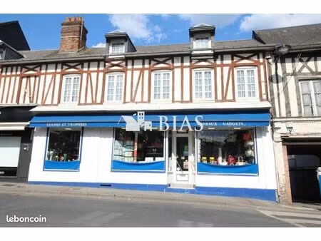 immeuble 190 m² barentin