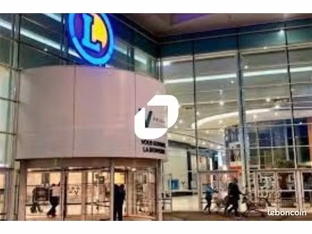 local commercial 93 m²