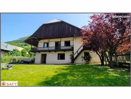 propriété 9 pièces 184 m²