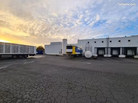 bâtiment d'activité - entrepôt à sèvremont - la pommeraie-sur-sèvre