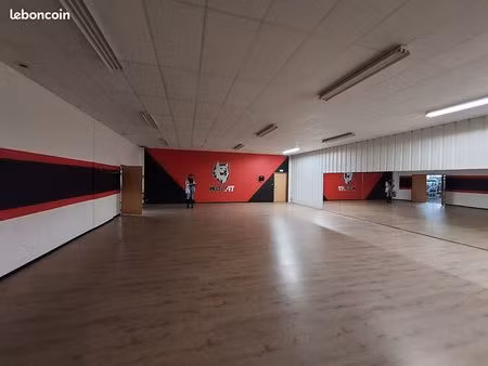 local commercial 475 m² challans