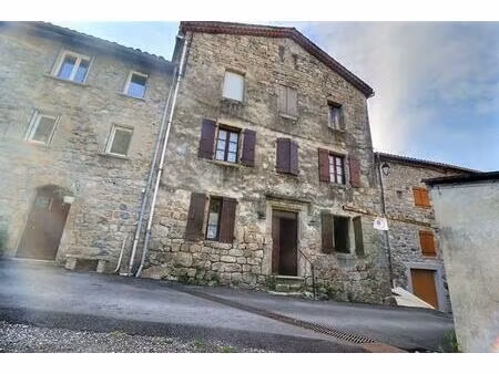 maison de village à rénover burzet