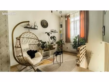 maison 5 pièces 158 m²