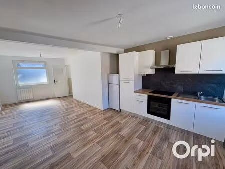 immeuble 4 pièces 105 m²