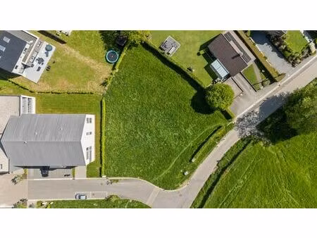 terrain de 724 m² « libre de constructeur » à petit-rechain