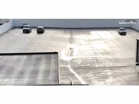 terrain 960 m² petite foret