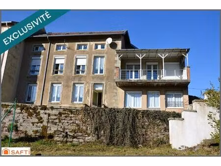 bel immeuble 6 appartements meubles en activite   bons rapports locatifs immediats