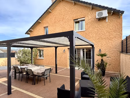 magnifique maison 6 pièces avec terrasse et garage à saint-p