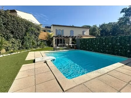 maison de luxe à vendre à grimaud