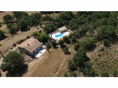 châteaudouble – demeure en pierres  charme et authenticité – 790 000 €