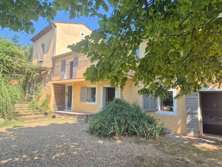 charmante propriete provencale sur un 1ha de terrain