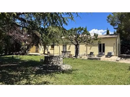 propriété familiale à saint saturnin les apt