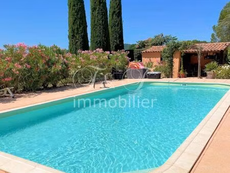 maison au calme avec vue et piscine