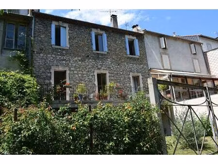 maison rénovée avec vues sur la rivière