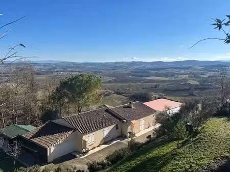 magnifique villa à vendre dans le razès vue exceptionnelle sur les pyrénées et bugarach