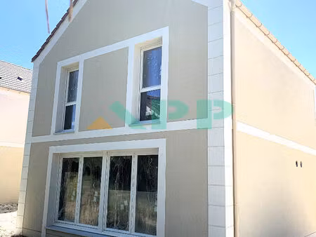 vente d'une maison de 5 pièces (105 m²) à draveil