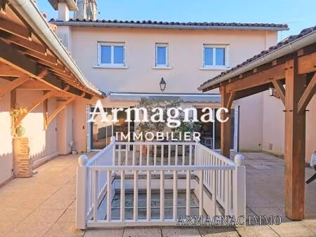 belle maison de ville avec local commercial