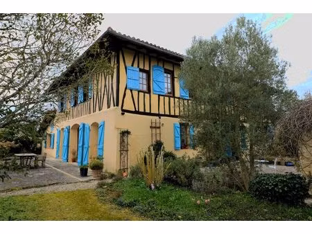 superbe ferme restaurée dans son parc arboré de 5517m2 proximité de gimont